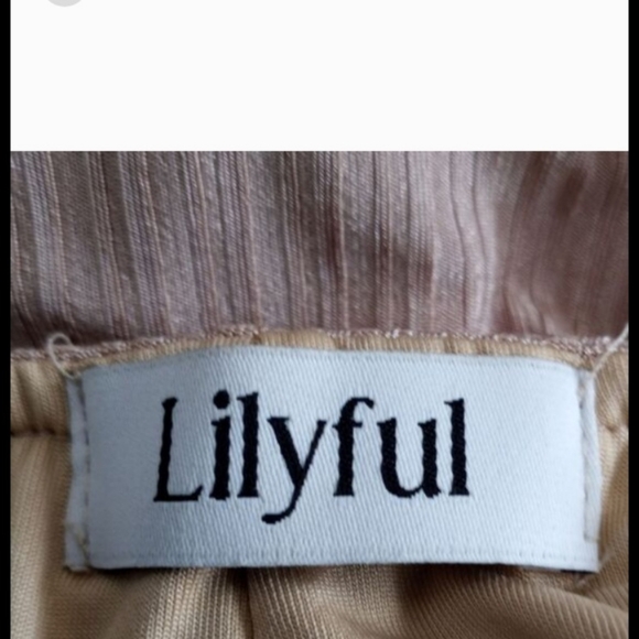 Lilyful Elegant Nude Halter Dress Sz.S EUC . - Picture 7 of 9